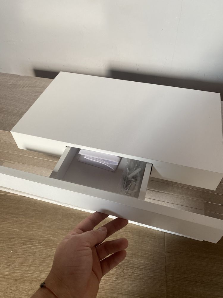 Стенен рафт с чекмедже MDF