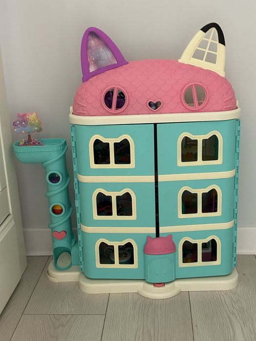 Casuta Gabby Dollhouse