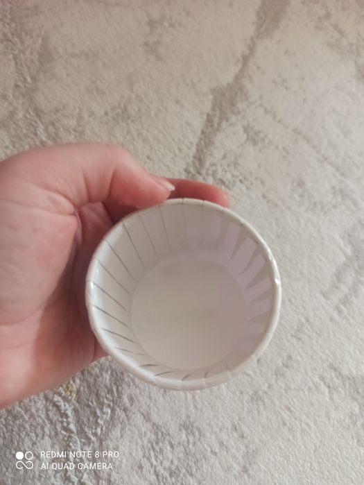 Большие бумажные формочки для кексов - 65 штук