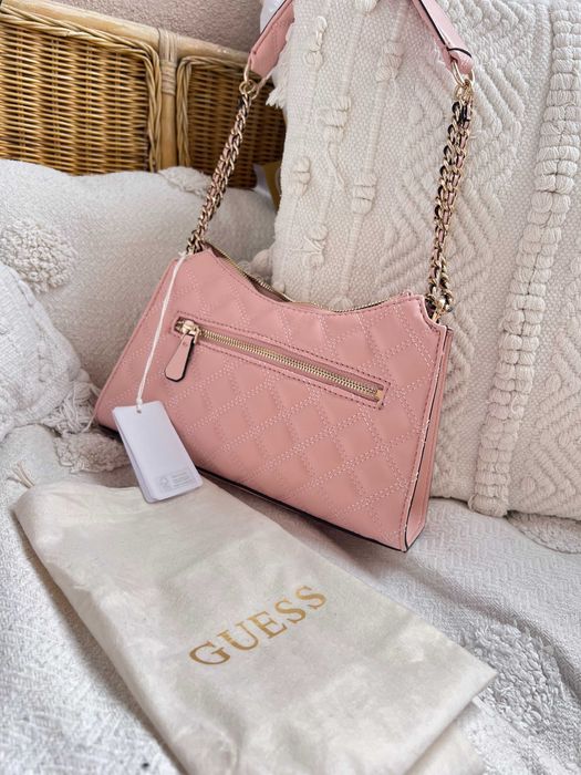Дамска чанта Guess