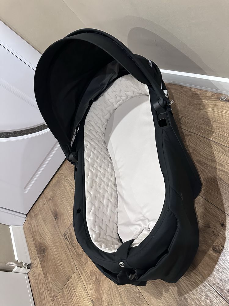 Stokke Xplory V6 - като нова + пълен комплект