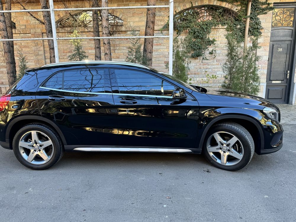 Продаётся Mercedes-Benz GLA250