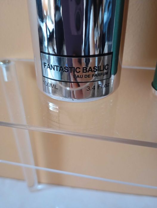 Парфюм Montale Fantastic Basilic. 100 мл и отливка 10 мл.