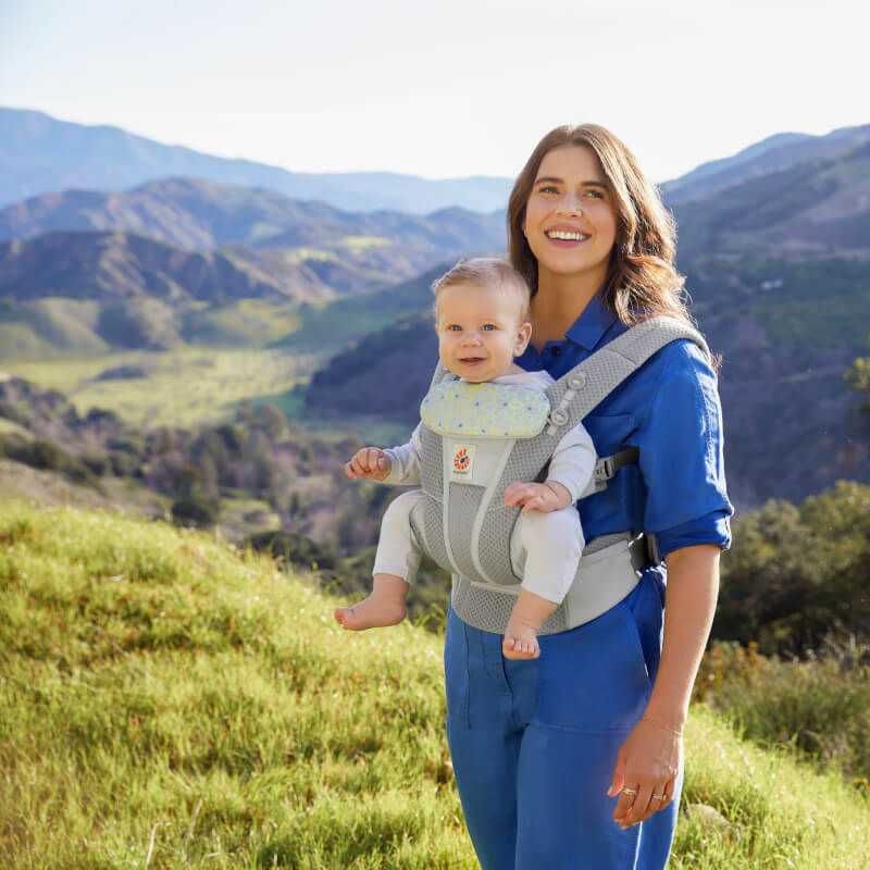 Ергономична раница ErgoBaby Omni Breeze нова