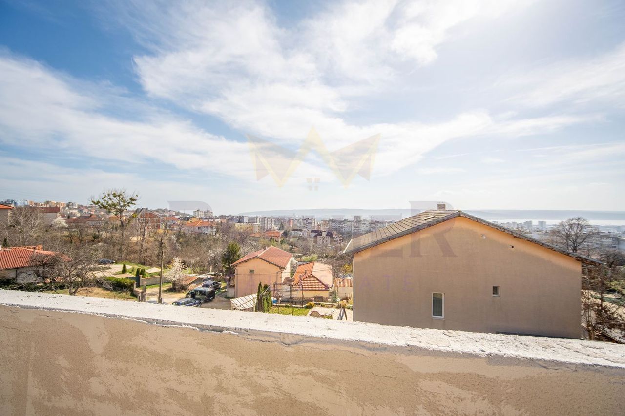 Продава се Къща в Варна, м-т Кочмар - 419 кв.м за 1003 €/кв.м - Снимка #9