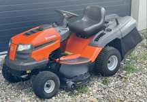 Tractoraș tuns iarba/gazon Husqvarna TC 138 2020 450cc Recent adus !