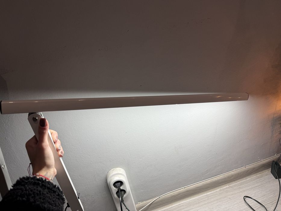 Настолна лампа за маникюр или друга дейност