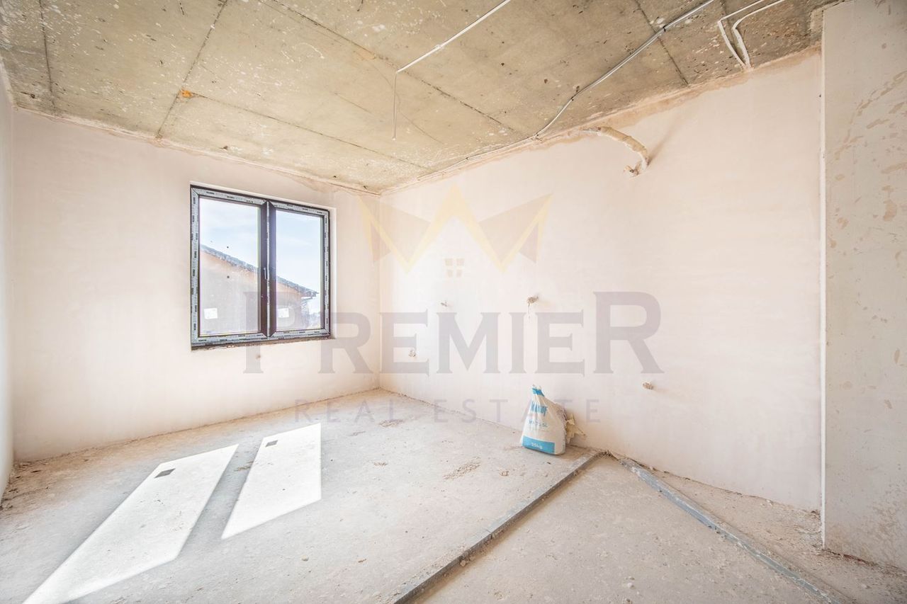Продава се Къща в Варна, м-т Кочмар - 419 кв.м за 1003 €/кв.м - Снимка #5