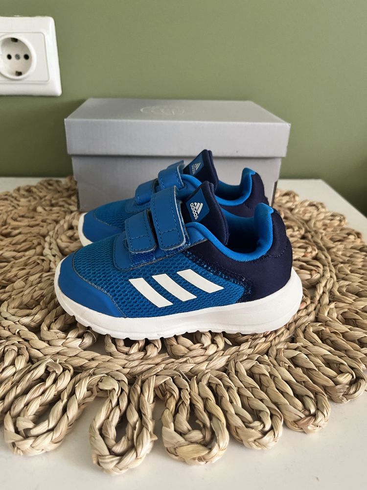 Маратонки Adidas