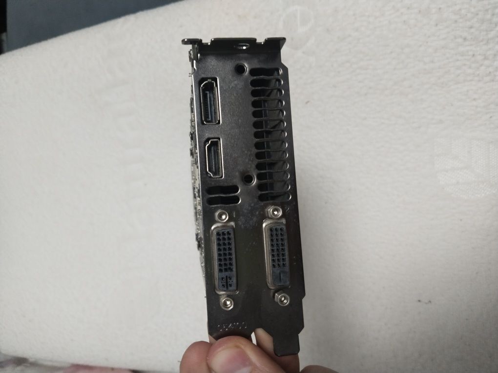 GTX 660 2gb afox