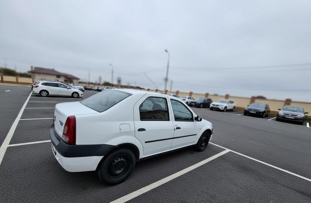 Dacia Logan, an 2008, 152000 km, preț negociabil