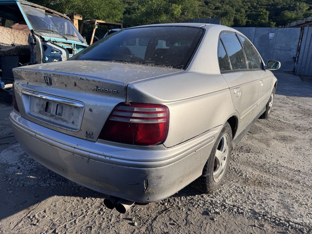 Honda Accord 1.8i 16v 136кс 2001г На Части
