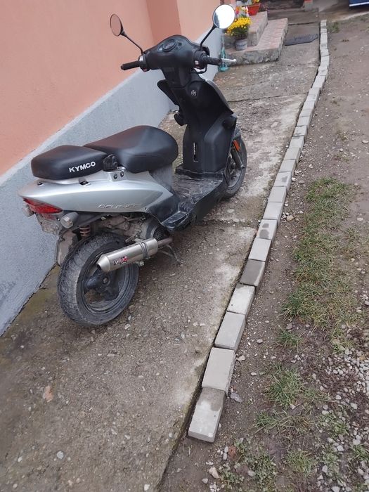 Vând kymco 50 4t