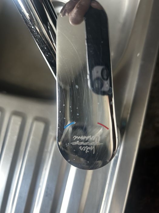 Мивка с батерия сифон и меки връзки