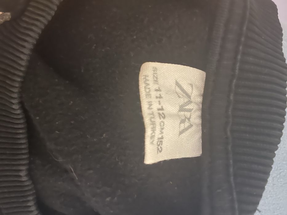 Детски суитчери Zara-4 броя