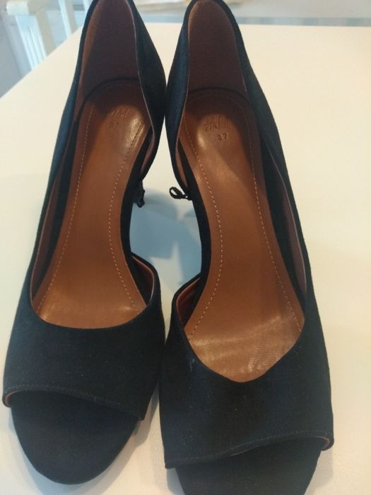 Pantofi decupați H&M