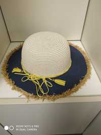 Соломенная шляпка для модницы