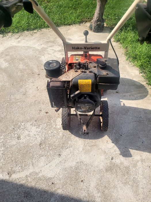 Motocultor cu plug