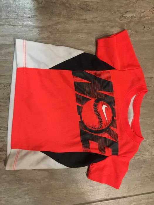 Тениска Nike