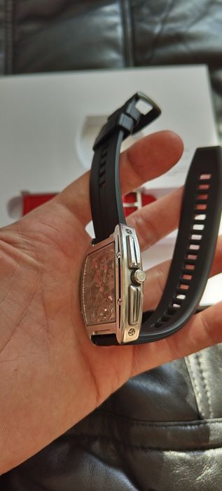 Часы Ciga design