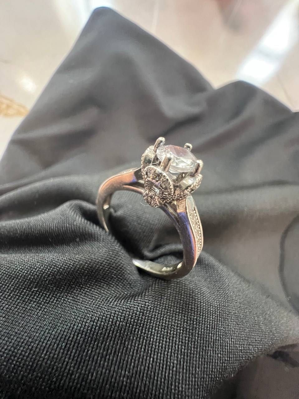 Продам кольца серебро 925