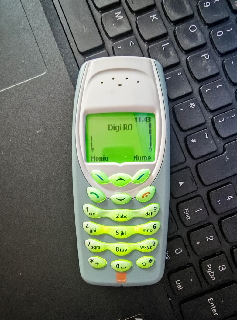 Nokia 3410 l decodat, aproape impecabil)