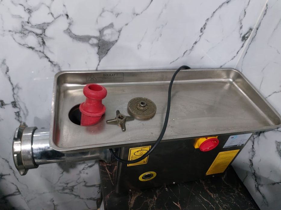 Продается мясорубка