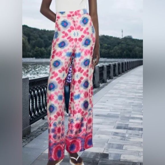 Дамски панталон Зара размер ХS