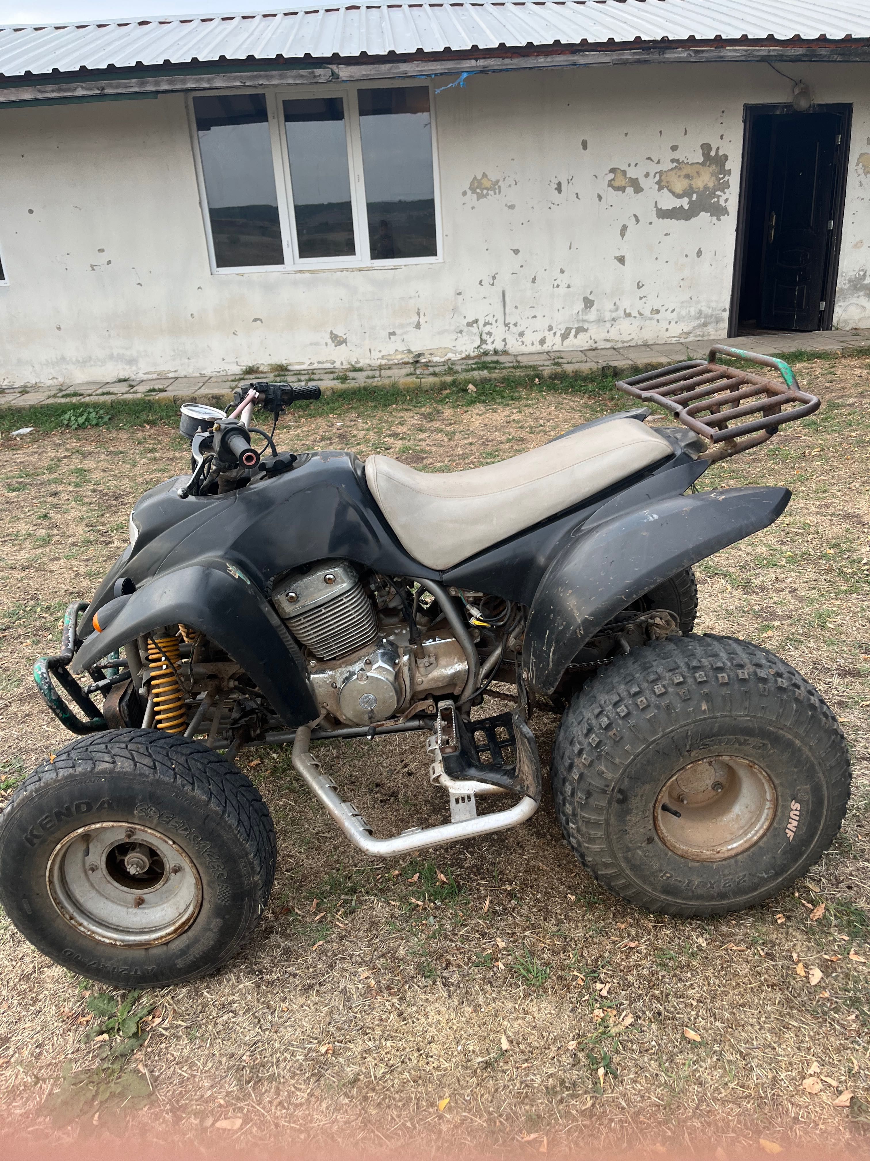 Продава се атв smc barossa 250cc