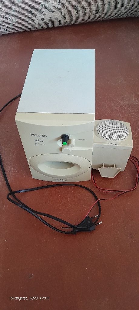 subwoofer m-560 Microlab