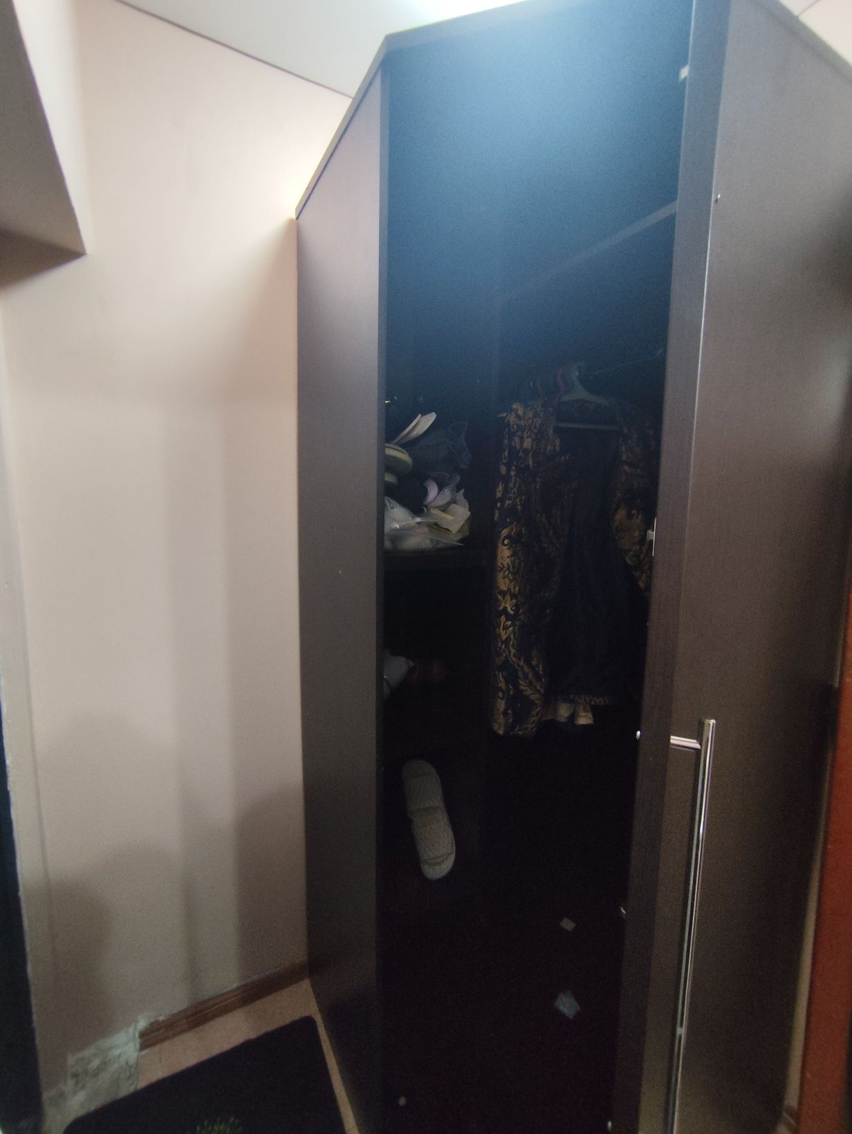 Срочно продам шкаф б/у