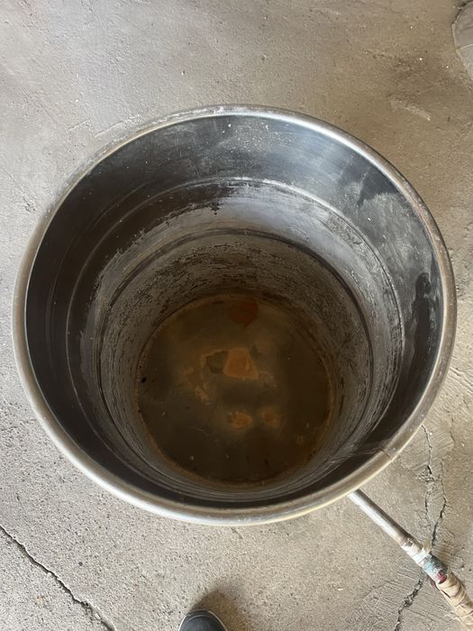 Продам емкость для горячей воды для бани из нержавеющего металла