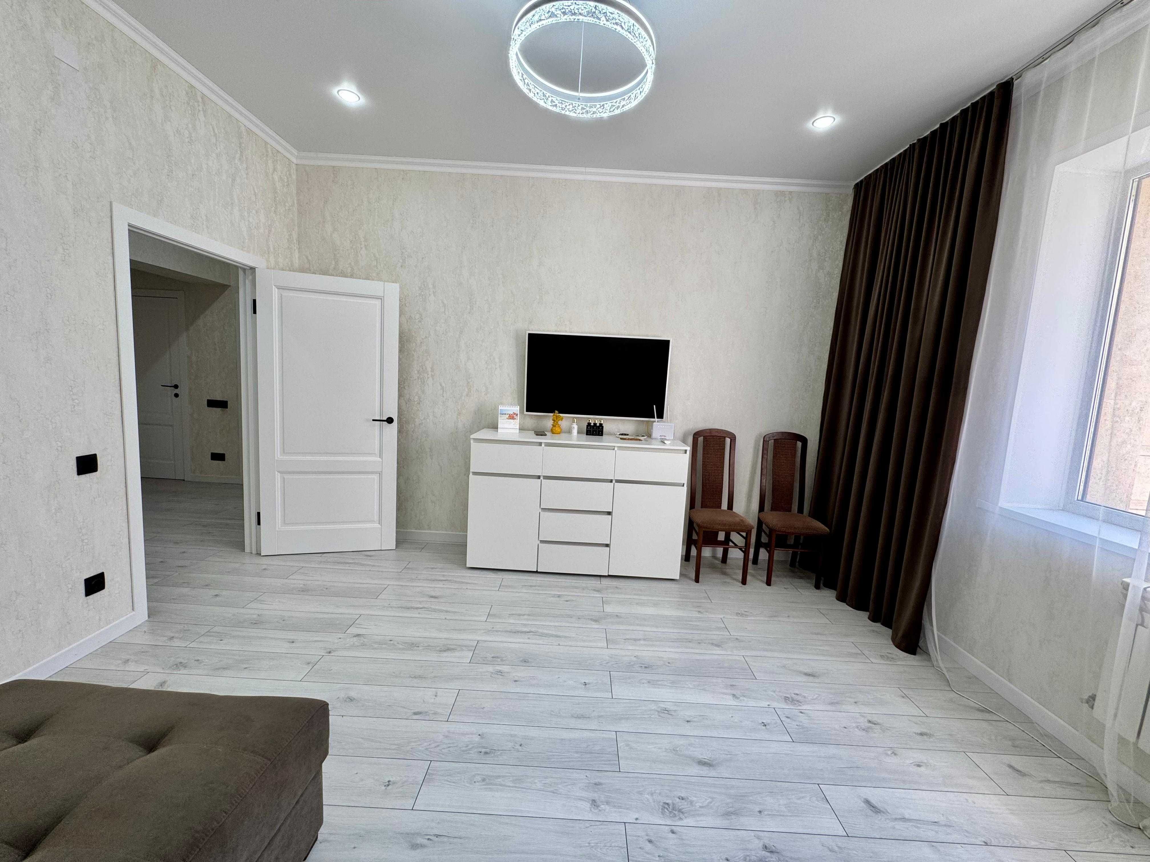 Продаётся 2 комн. кв в ЖК Отау-2 по ул. Муканова 51/8