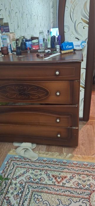 Комод с зеркалом + с тумбами, тумба