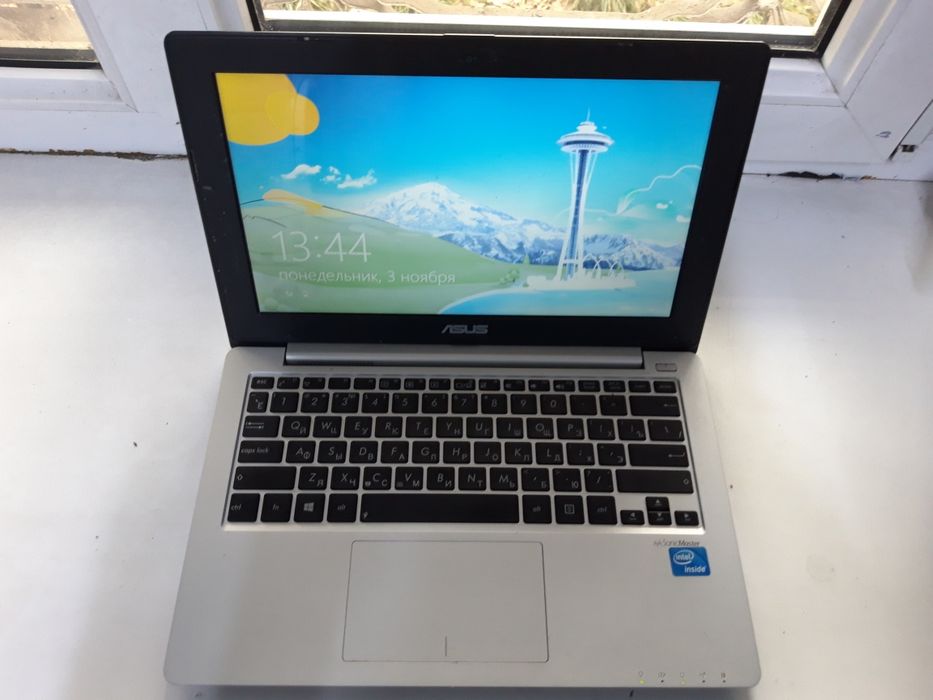Продам ноутбук асус