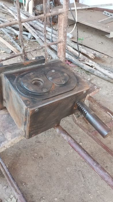 Suport cuțit ,distribuitor sn320,strung SR 250