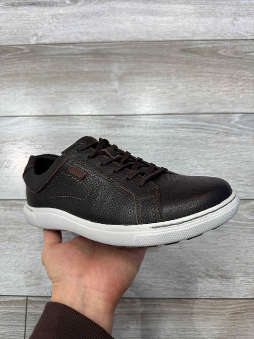 Кроссовки Clarks Warrior.