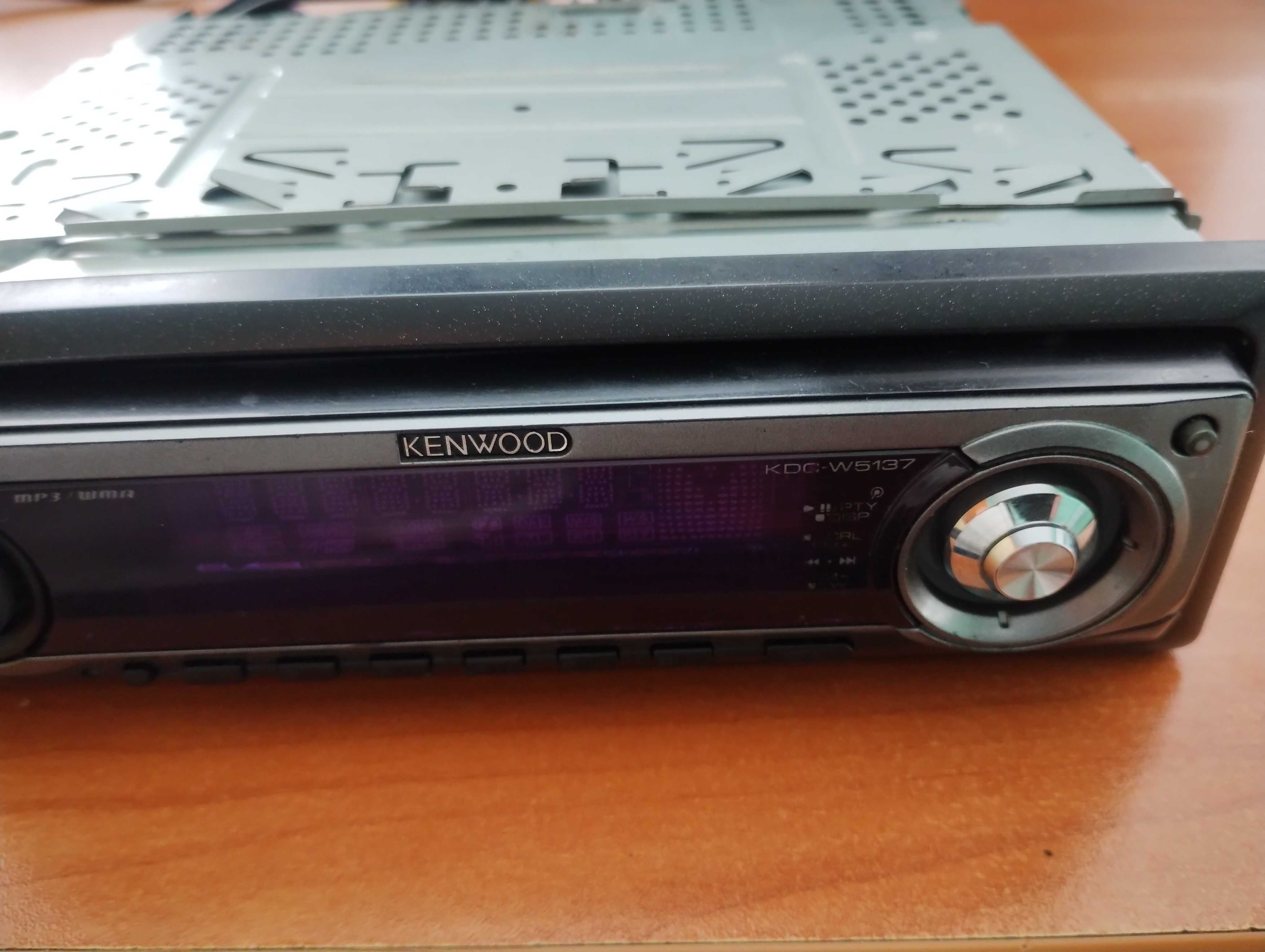 ,,Kenwood" KDC - W5137 ресивър