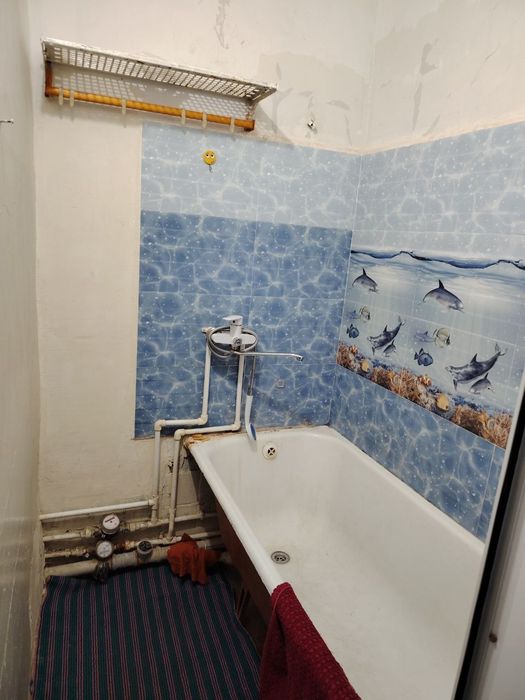 Уч хона уй ижорага берилади