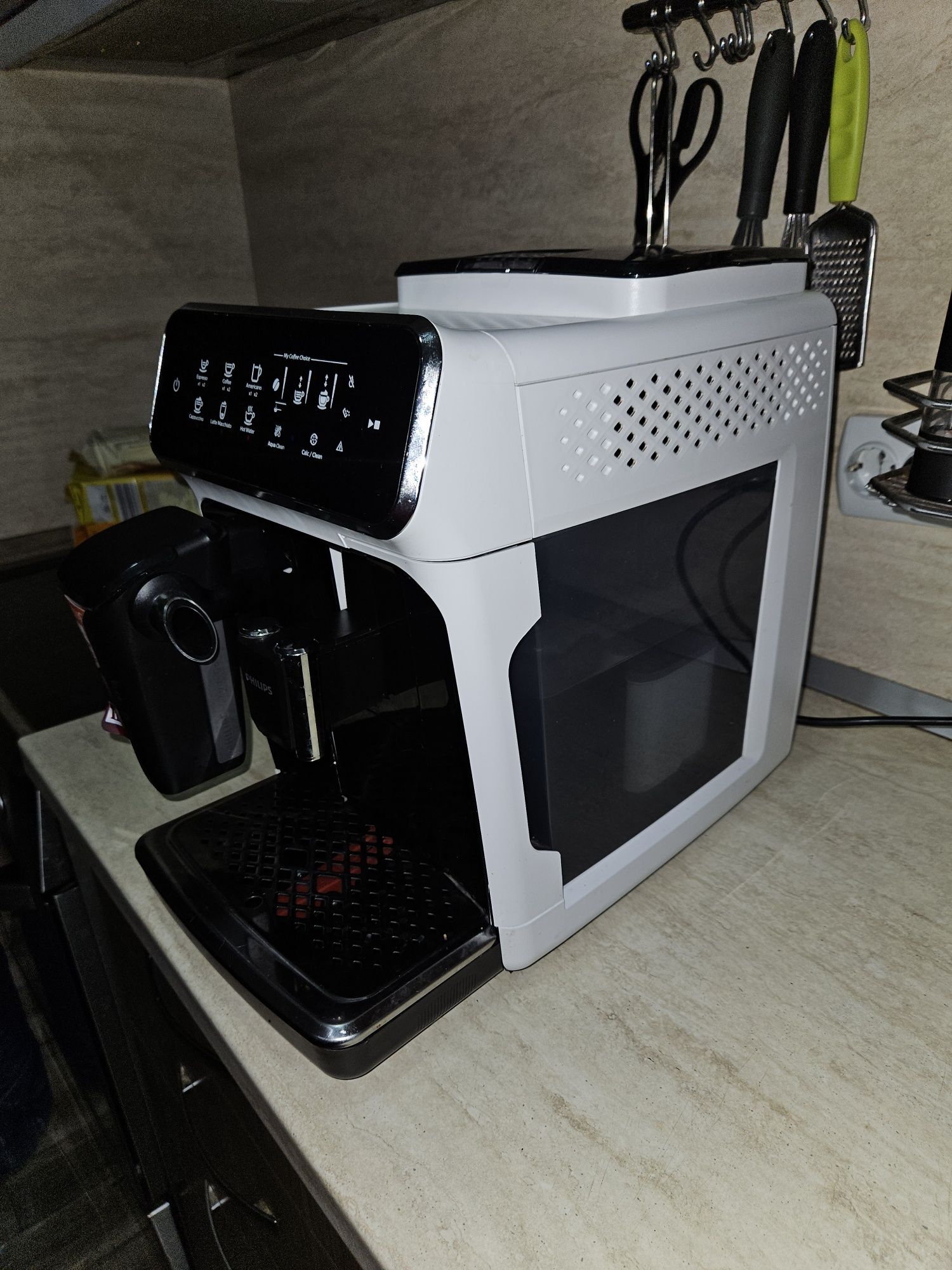 Кафе автомат Phillips Latte Go