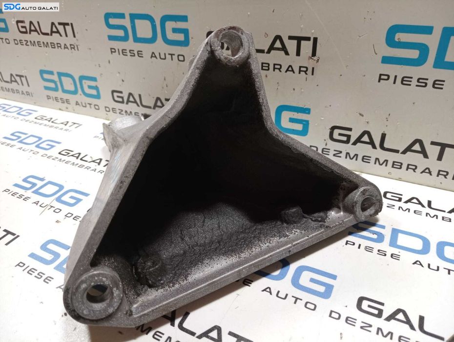 Suport Consola Motor Dreapta Volkswagen Passat B5 1.9 TDI AJM ATJ 1997 - 2001 Cod 8D0199308N [M5333]