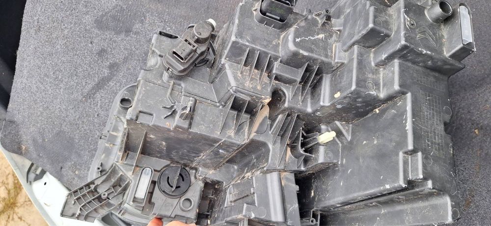 Фар за Citroen E-C3 / Ситроен Е-Ц3