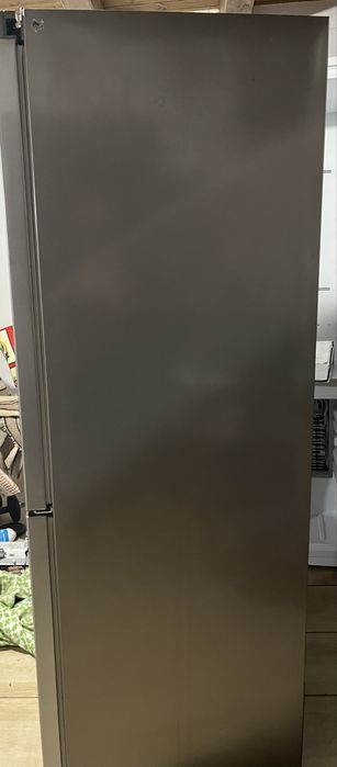 Vând frigider Samsung