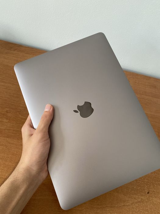 Macbook Air M1 13.3 inch