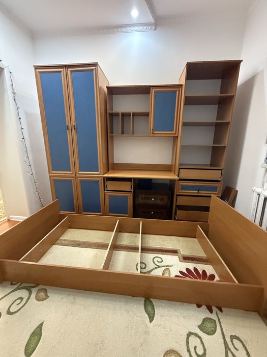 Детский шкаф и кровать