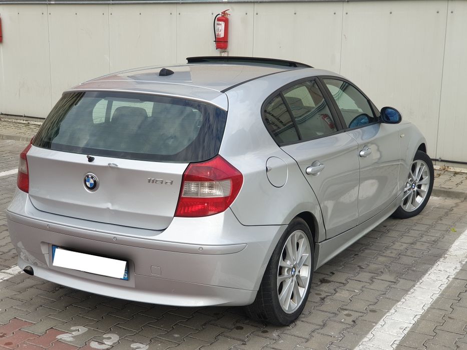 BMW Seria 1 e87 Navigatie / Trapa / Clima 2.0d M47