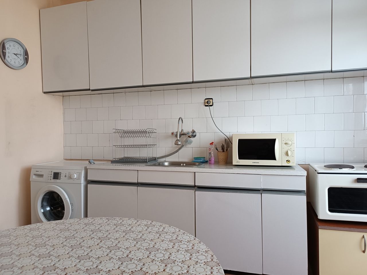 Дава се под наем Двустаен апартамент в Стара Загора, ОРБ - 50 кв.м за 204 € - Снимка #5