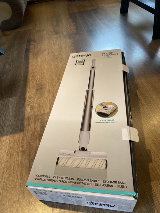 Електрически моп GORENJE PureGlide SFC144W, 0.35л, 14.4V, бял-сребрист