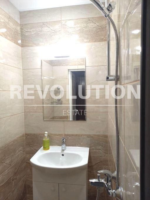 Дава се под наем Двустаен апартамент в Варна, Младост 2 - 62 кв.м за 450 € - Снимка #4