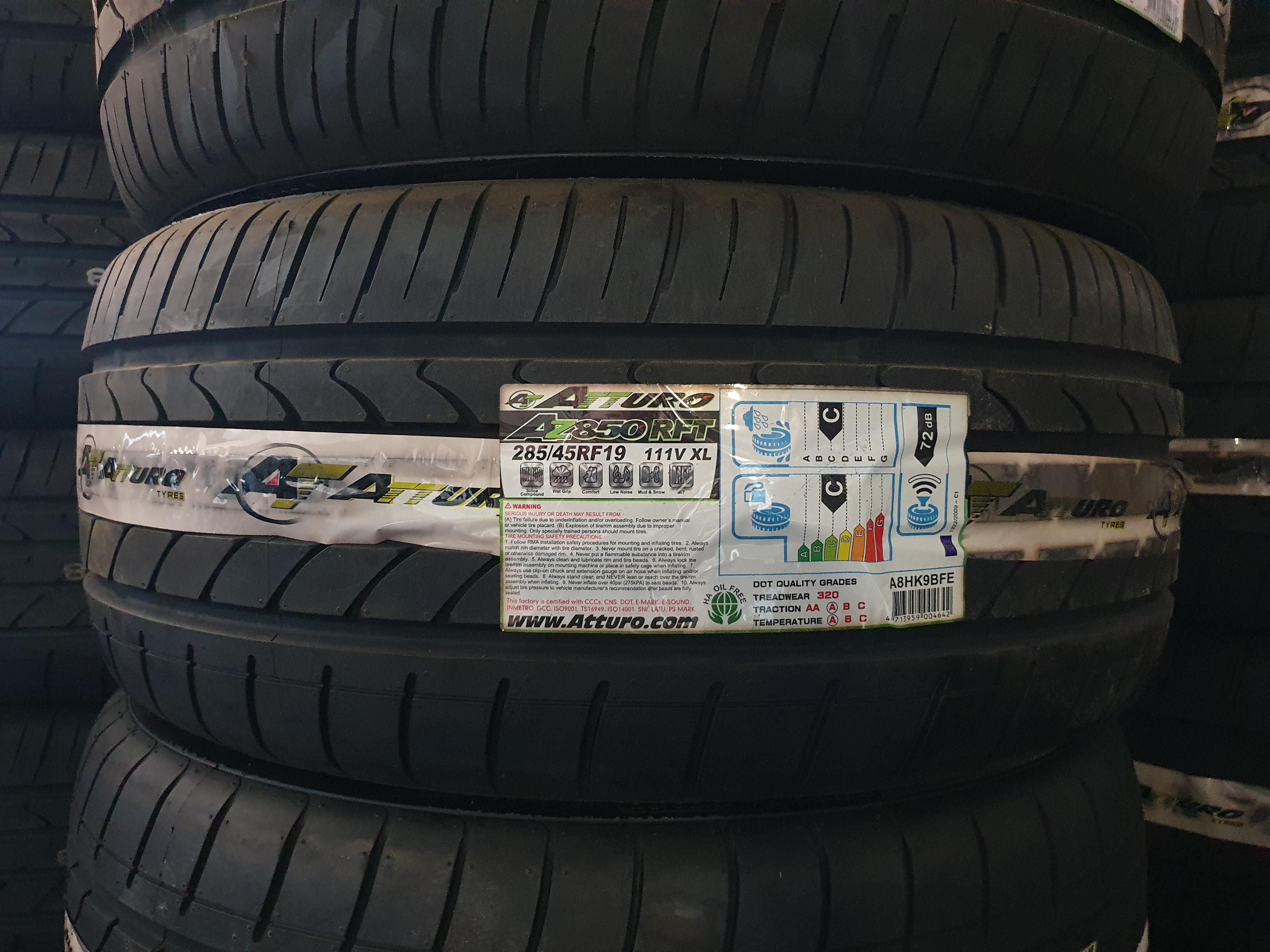 285/45R19 ATTURO AZ850 111V XL *RFT OUTLET DOT 16